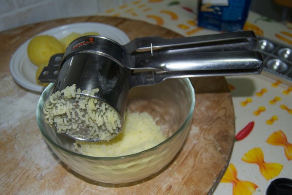 L'attrezzatura per fare la pasta fresca