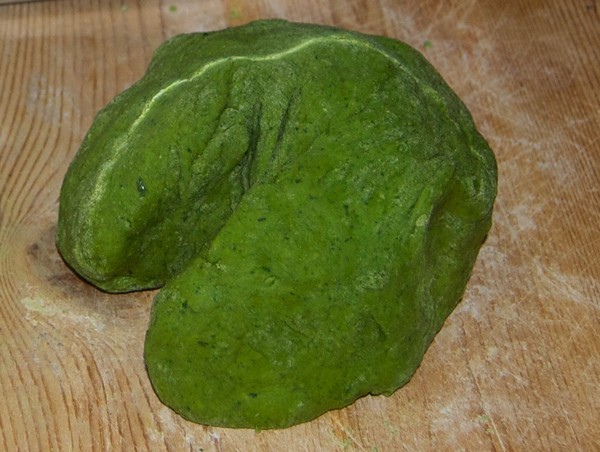 Pasta verde agli spinaci